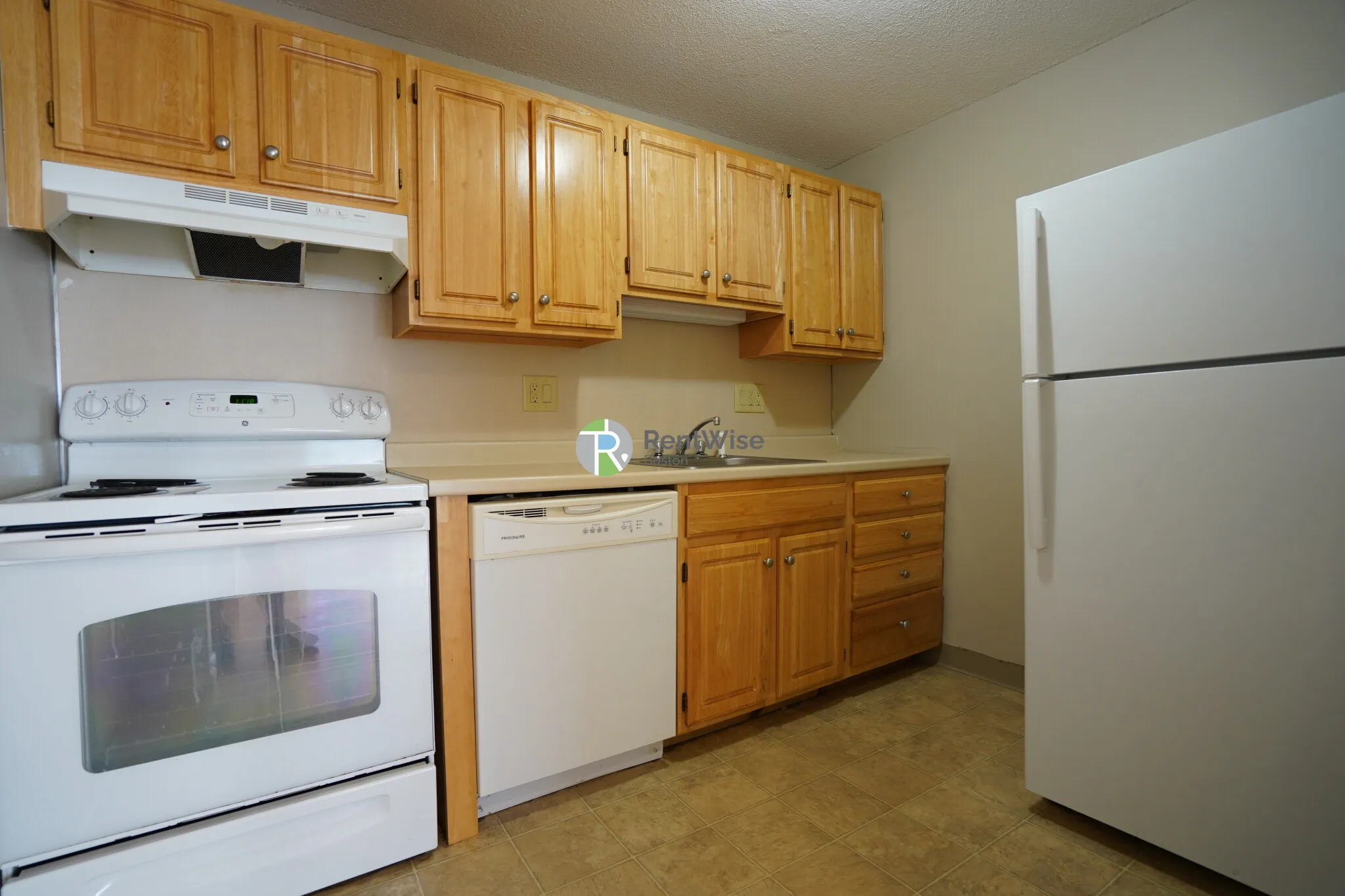 2 bed, 1 bath apartment for rent at 122 Dustin St Unit 36, Brighton — photo 16 of 27