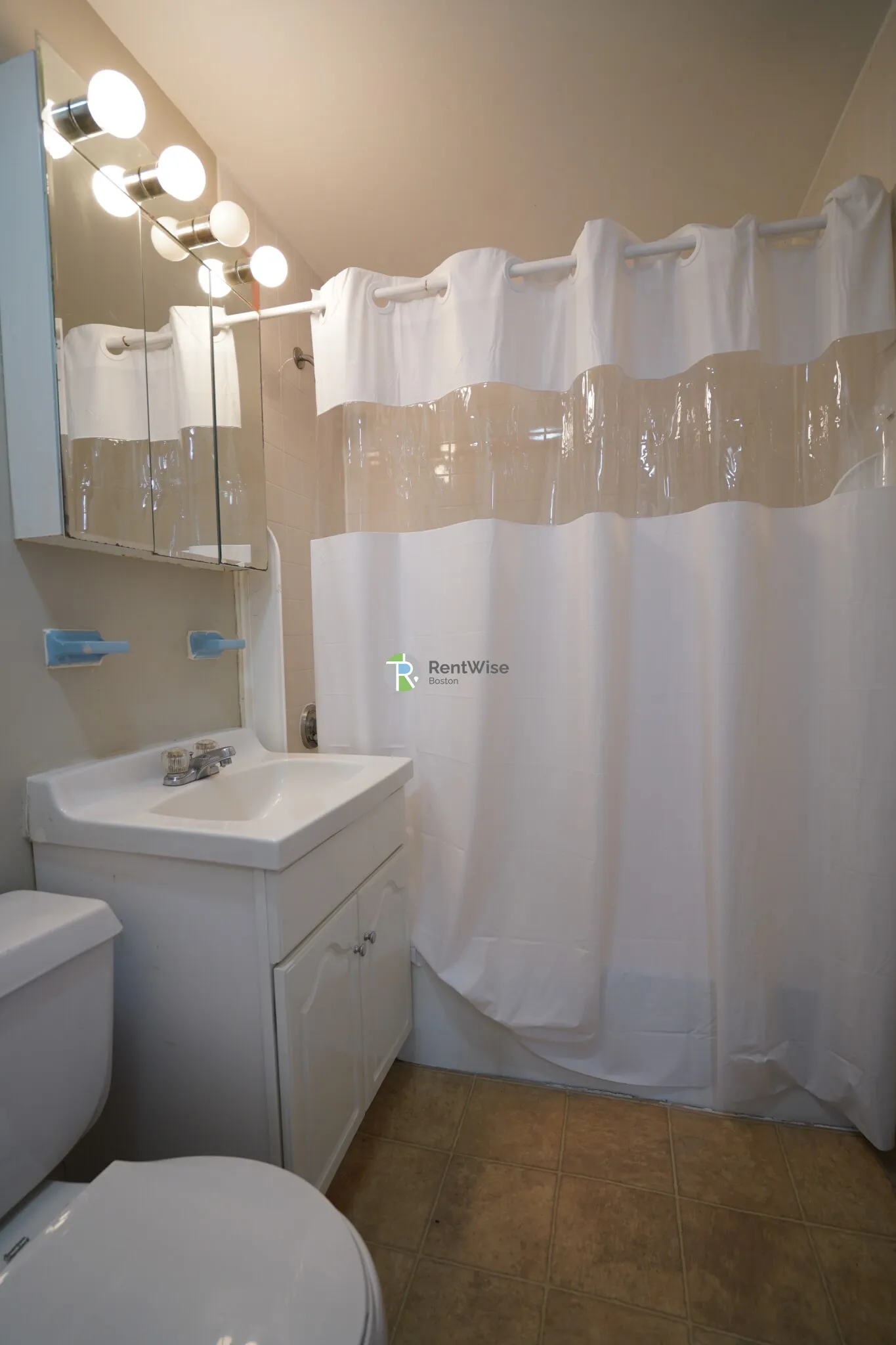 2 bed, 1 bath apartment for rent at 122 Dustin St Unit 36, Brighton — photo 21 of 27