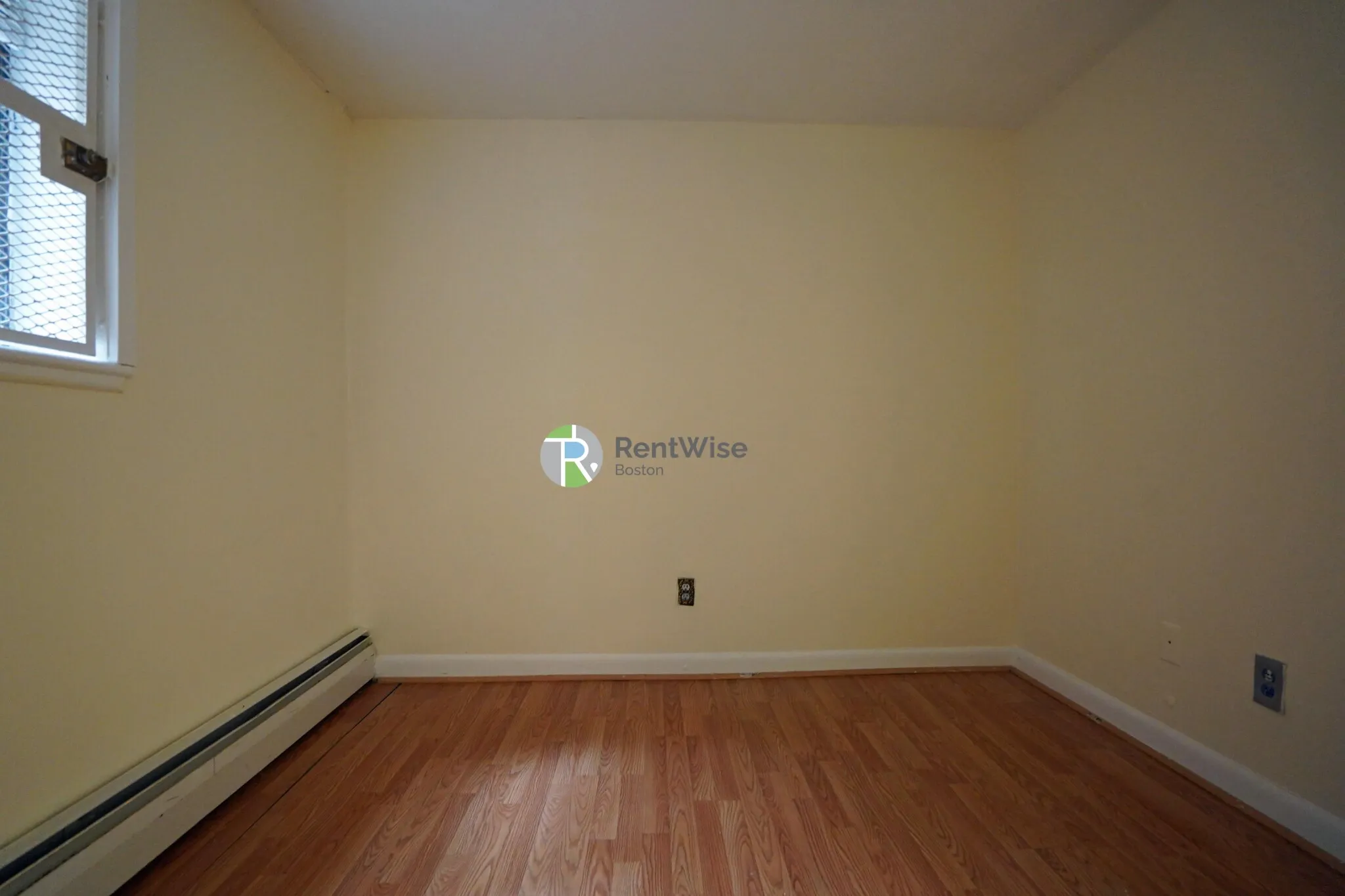 2 bed, 1 bath apartment for rent at 122 Dustin St Unit 4, Brighton — photo 11 of 12