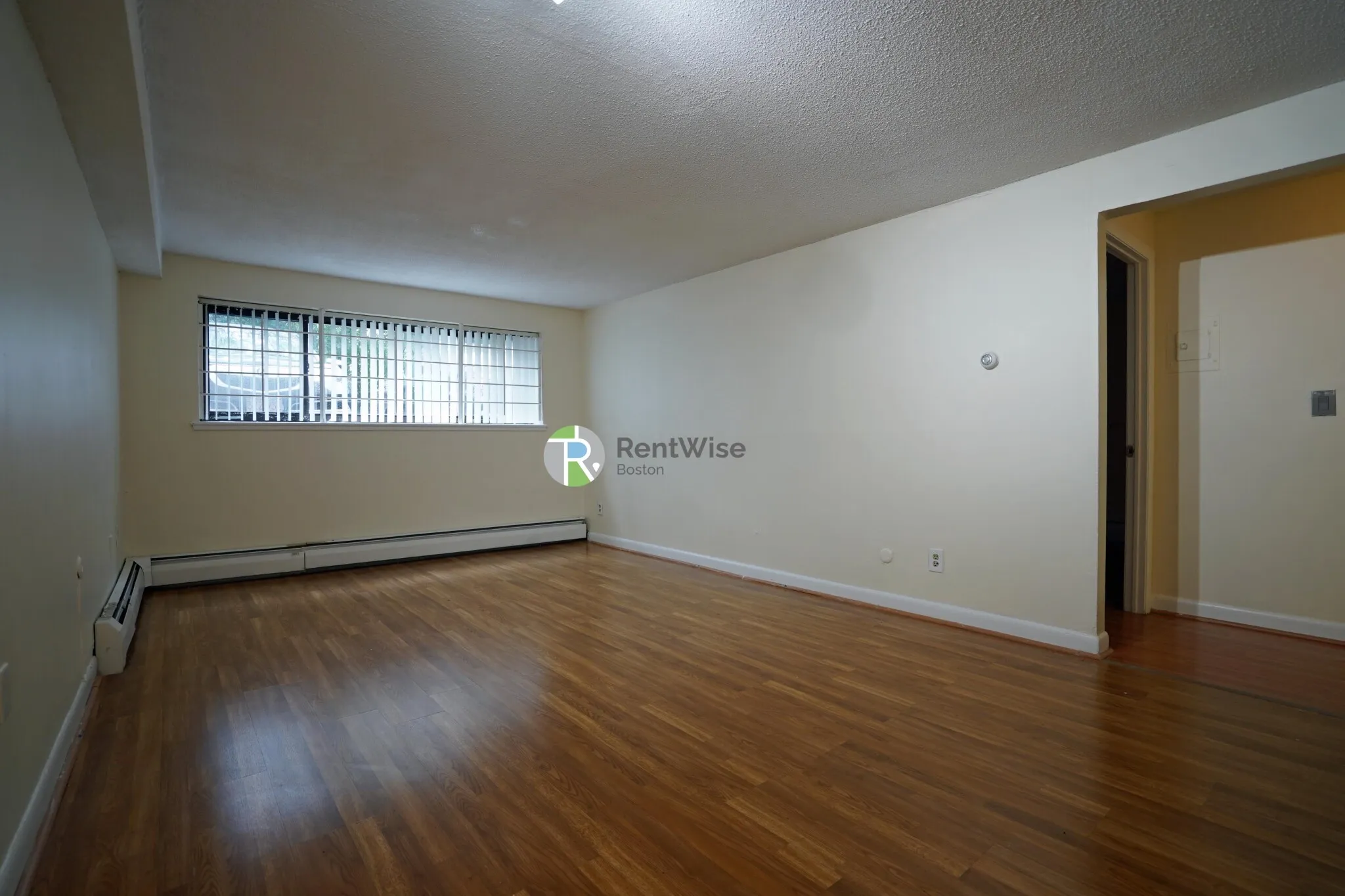 2 bed, 1 bath apartment for rent at 122 Dustin St Unit 4, Brighton — photo 1 of 12