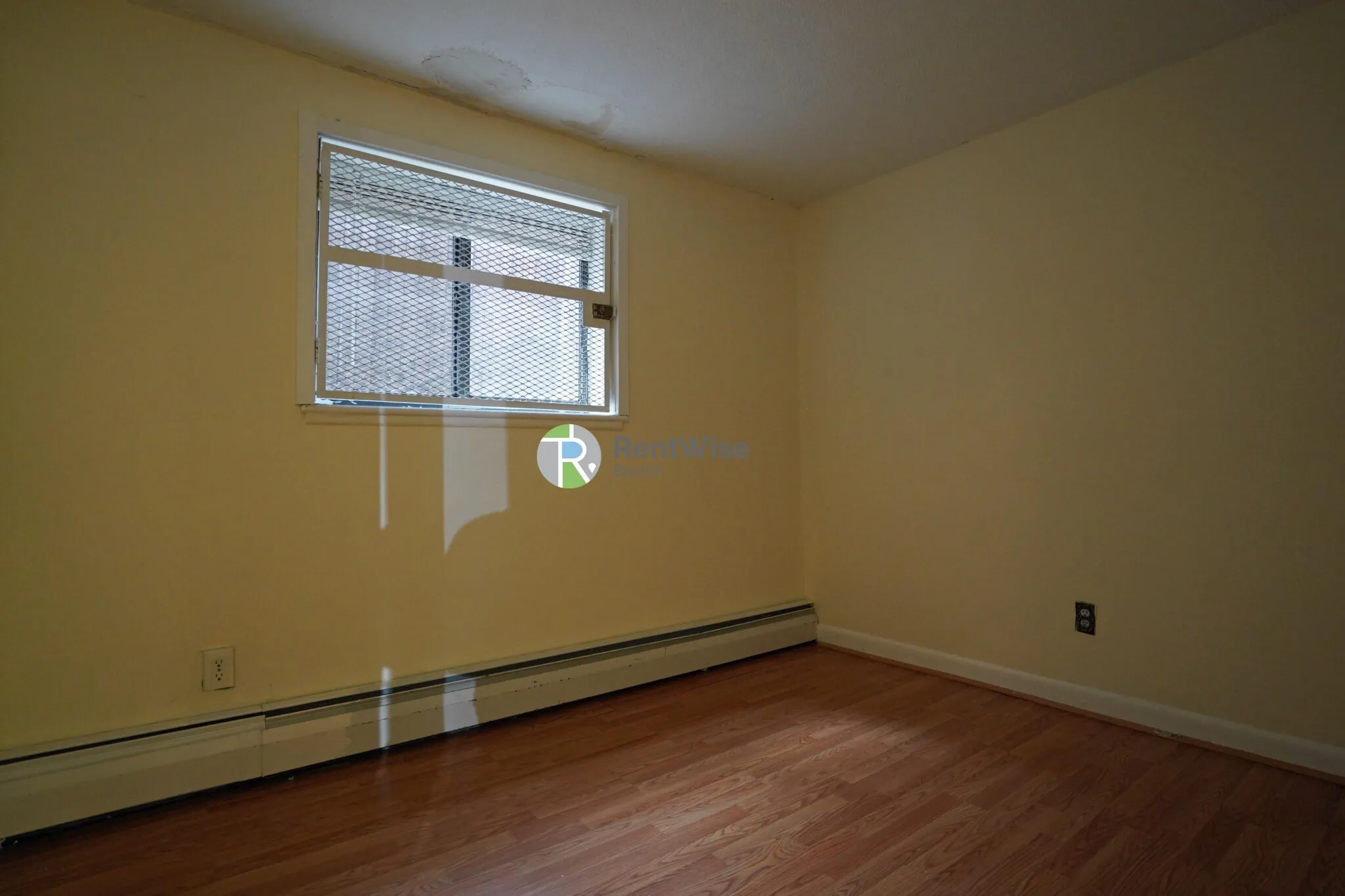 2 bed, 1 bath apartment for rent at 122 Dustin St Unit 4, Brighton — photo 10 of 12