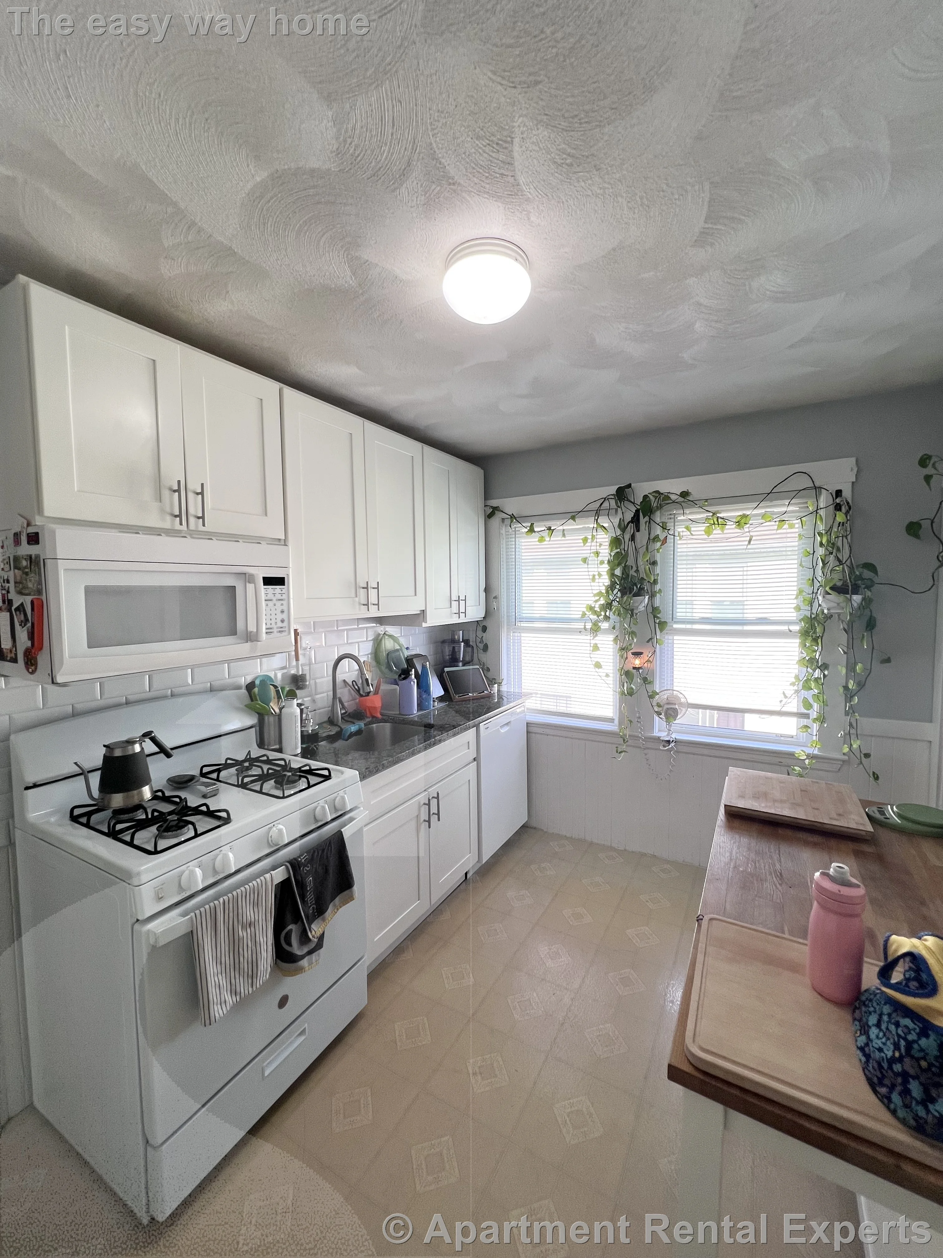2 bed, 1 bath apartment for rent at 122 First St, Wellington — photo 9 of 28
