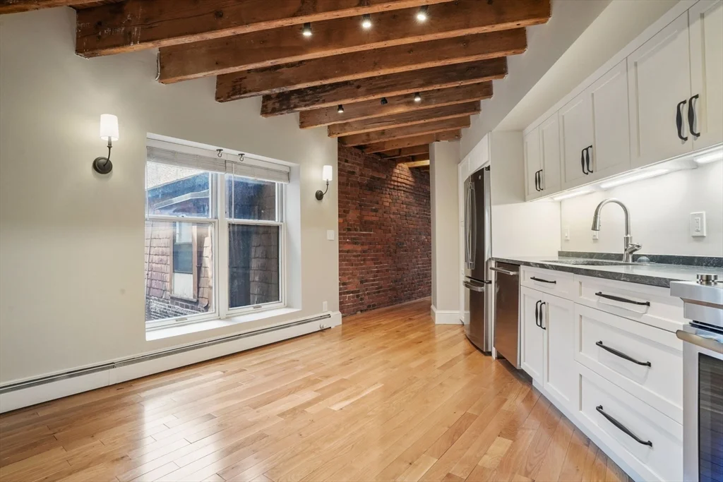 1 bed, 1 bath apartment for rent at 122 Fulton St Unit 16, North End — photo 3 of 6