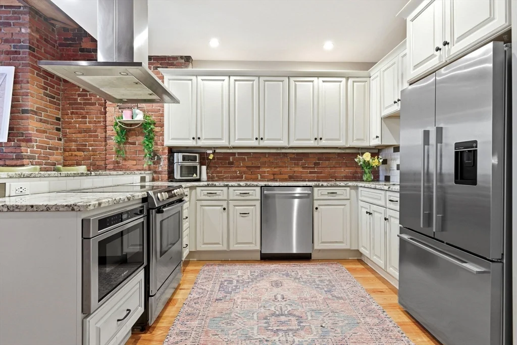 1 bed, 1 bath apartment for rent at 122 Fulton St Unit 5, North End — photo 10 of 17
