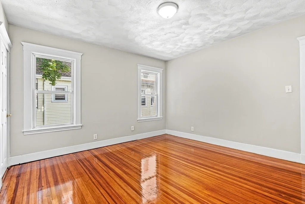 3 bed, 1 bath apartment for rent at 122 Grant Ave Unit 122, Glenwood — photo 16 of 19