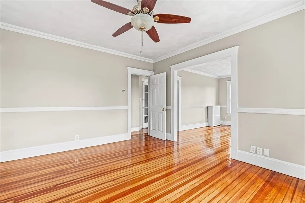 3 bed, 1 bath apartment for rent at 122 Grant Ave Unit 122, Glenwood — photo 8 of 19
