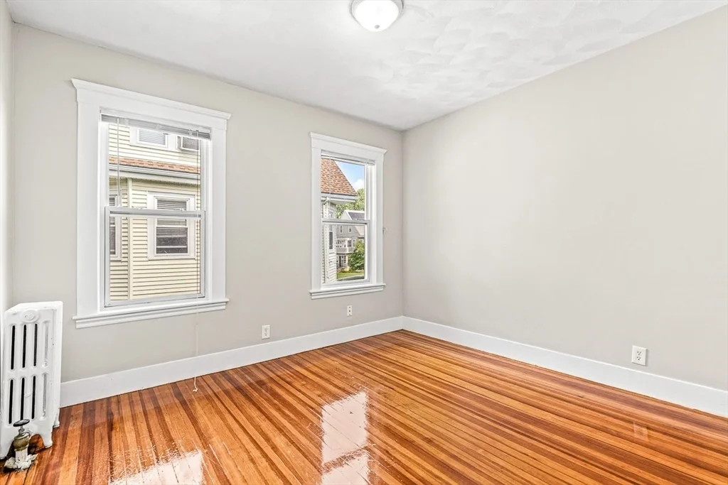 3 bed, 1 bath apartment for rent at 122 Grant Ave Unit 122, Glenwood — photo 17 of 19