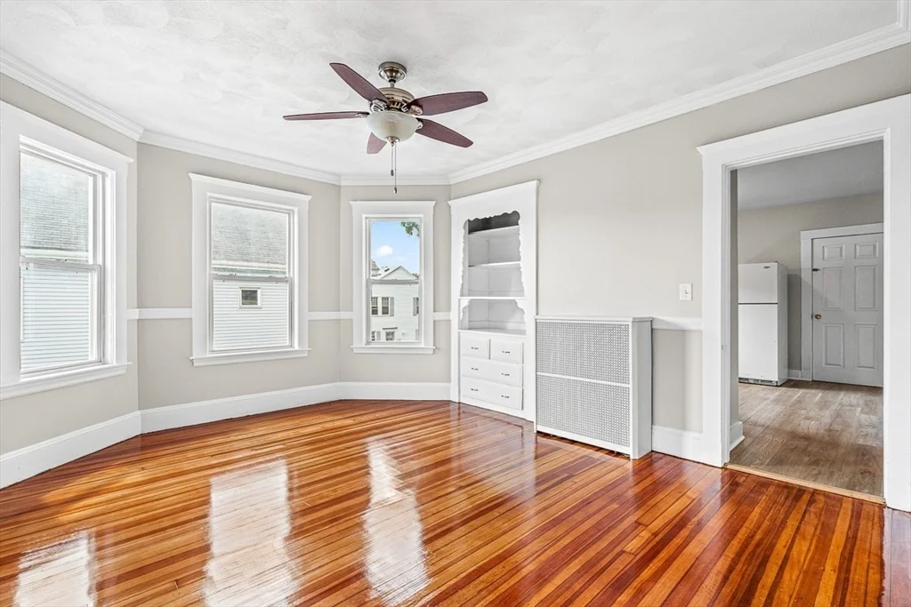 3 bed, 1 bath apartment for rent at 122 Grant Ave Unit 122, Glenwood — photo 9 of 19