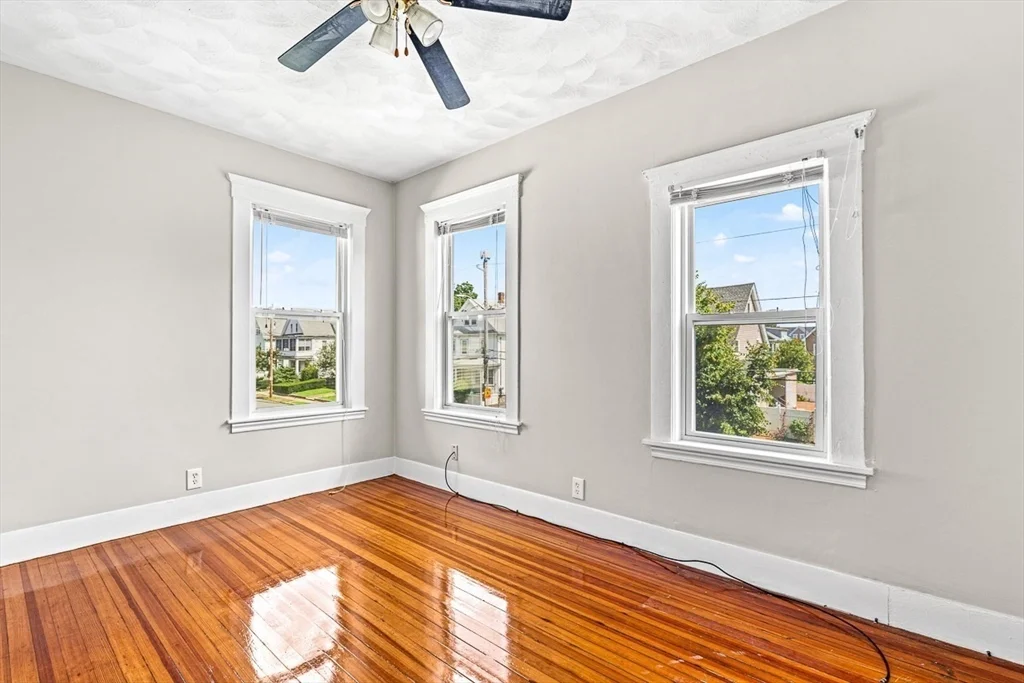 3 bed, 1 bath apartment for rent at 122 Grant Ave Unit 122, Glenwood — photo 14 of 19