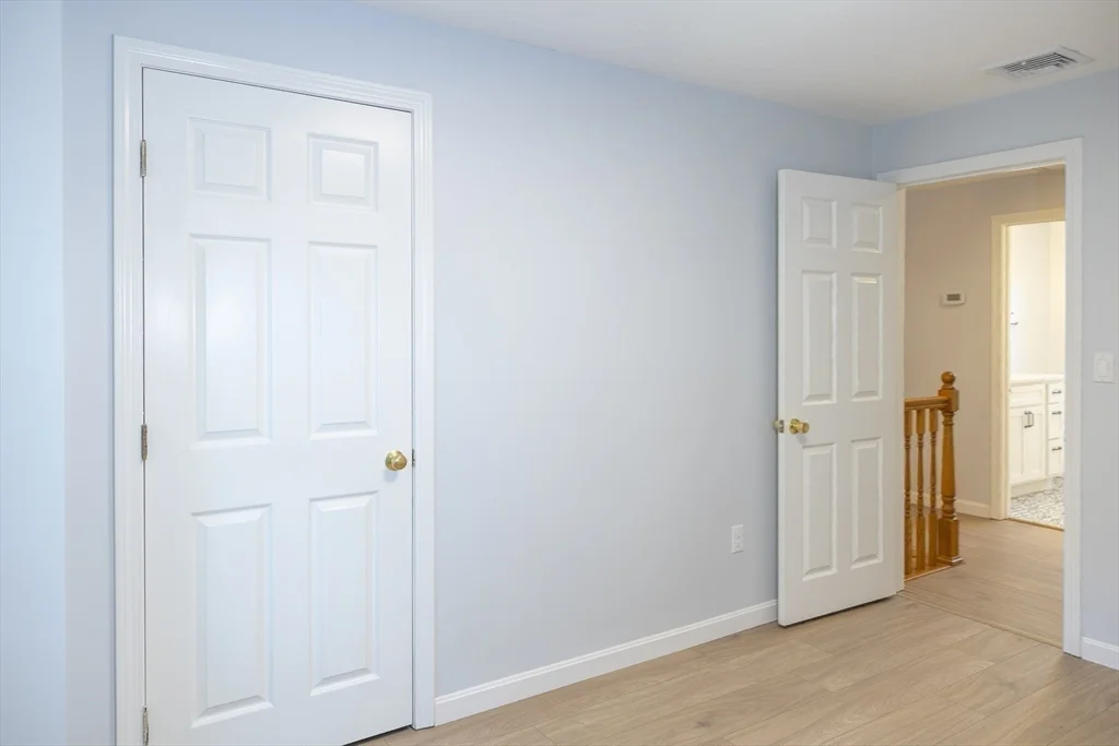 4 bed, 1 bath apartment for rent at 122 Leedham St Unit 122, Attleboro — photo 16 of 30
