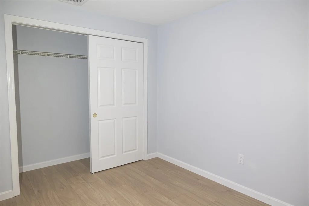 4 bed, 1 bath apartment for rent at 122 Leedham St Unit 122, Attleboro — photo 21 of 30
