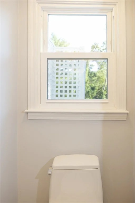 4 bed, 1 bath apartment for rent at 122 Leedham St Unit 122, Attleboro — photo 8 of 30