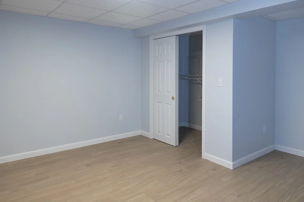 4 bed, 1 bath apartment for rent at 122 Leedham St Unit 122, Attleboro — photo 27 of 30