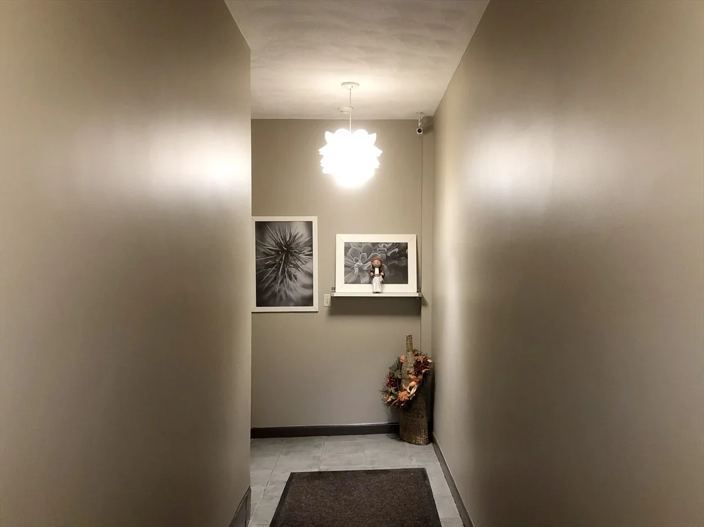 1 bed, 1 bath apartment for rent at 122 London Unit 2, East Boston — photo 12 of 19