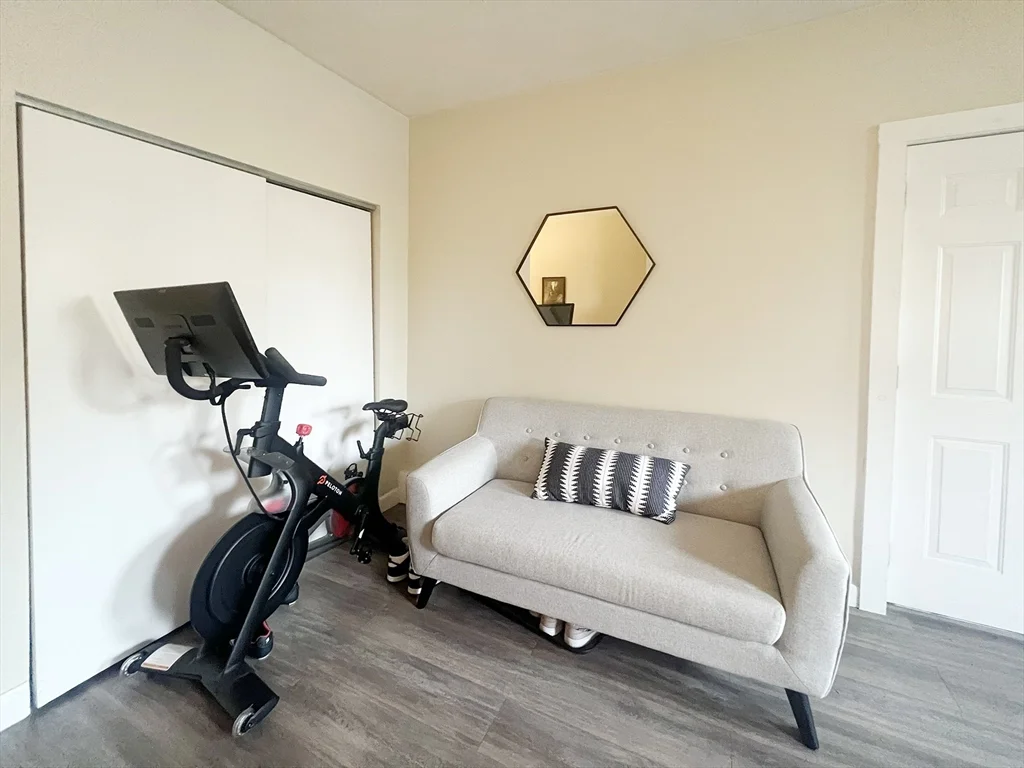 1 bed, 1 bath apartment for rent at 122 London Unit 2, East Boston — photo 11 of 19