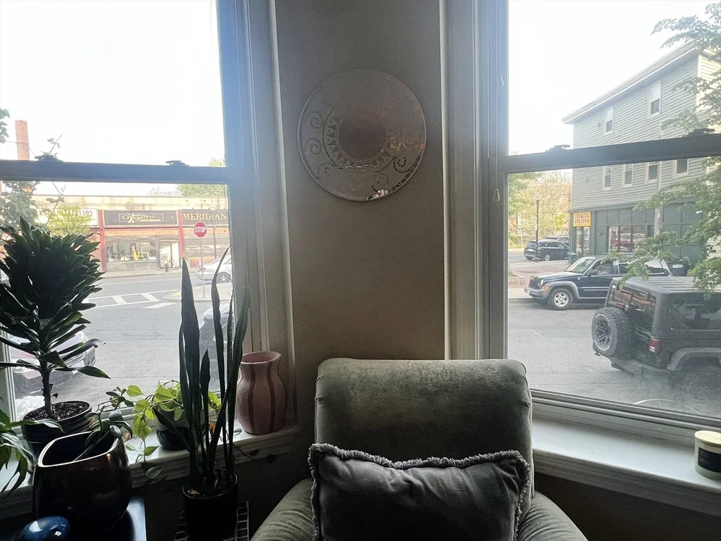 1 bed, 1 bath apartment for rent at 122 London Unit 2, East Boston — photo 8 of 19