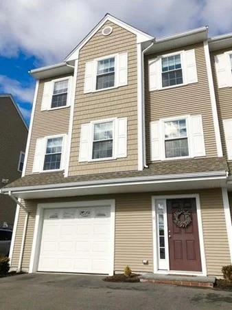 2 bed, 2 bath apartment for rent at 122 Mutton Ln Unit 4, Weymouth — photo 2 of 30