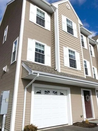 2 bed, 2 bath apartment for rent at 122 Mutton Ln Unit 4, Weymouth