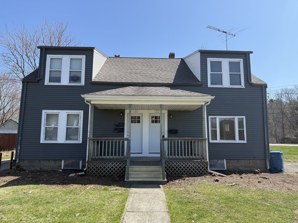 3 bed, 1 bath apartment for rent at 122 Oregon St Unit 122, East Bridgewater — photo 1 of 16