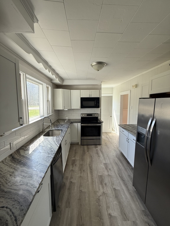 3 bed, 1 bath apartment for rent at 122 Oregon St Unit 122, East Bridgewater — photo 8 of 16