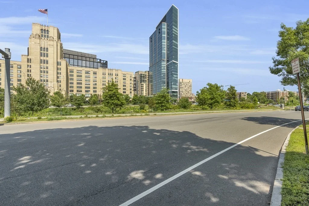 1 bed, 1 bath apartment for rent at 122 Riverway Unit 8, Longwood — photo 9 of 9