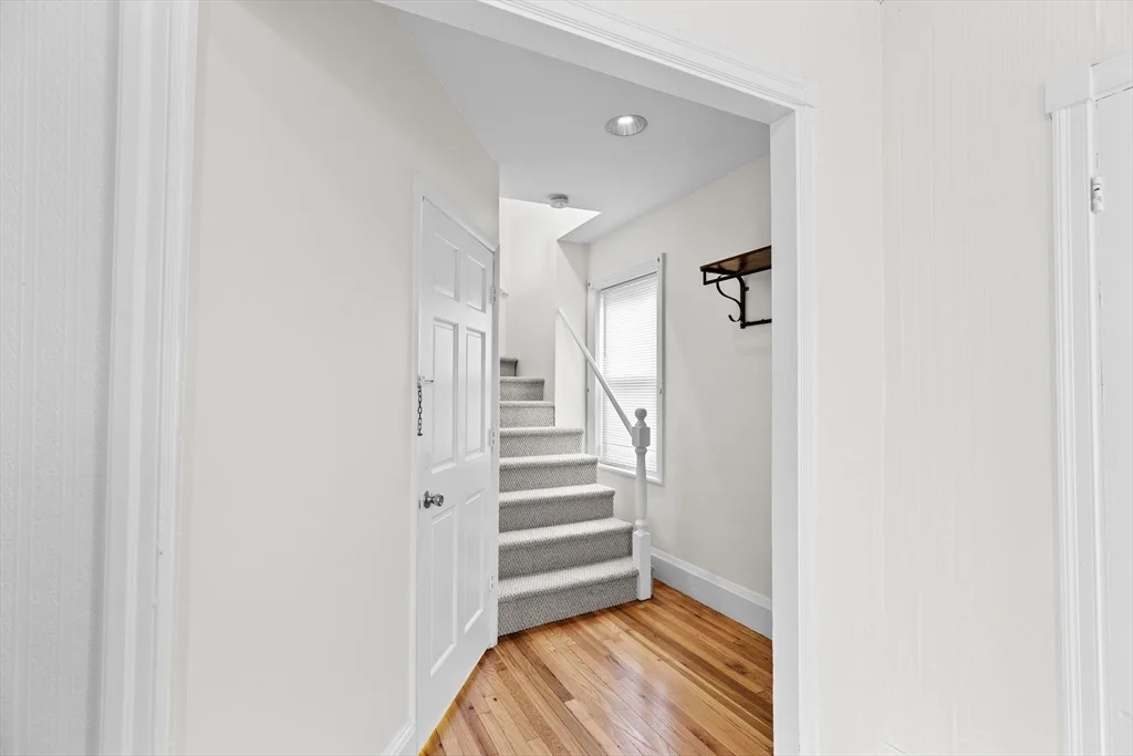 2 bed, 1 bath apartment for rent at 122 Union St Unit A, Rockland — photo 11 of 29