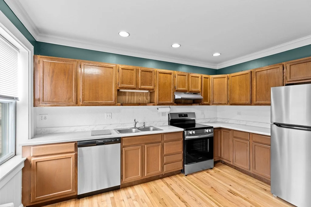 2 bed, 1 bath apartment for rent at 122 Union St Unit A, Rockland — photo 5 of 29