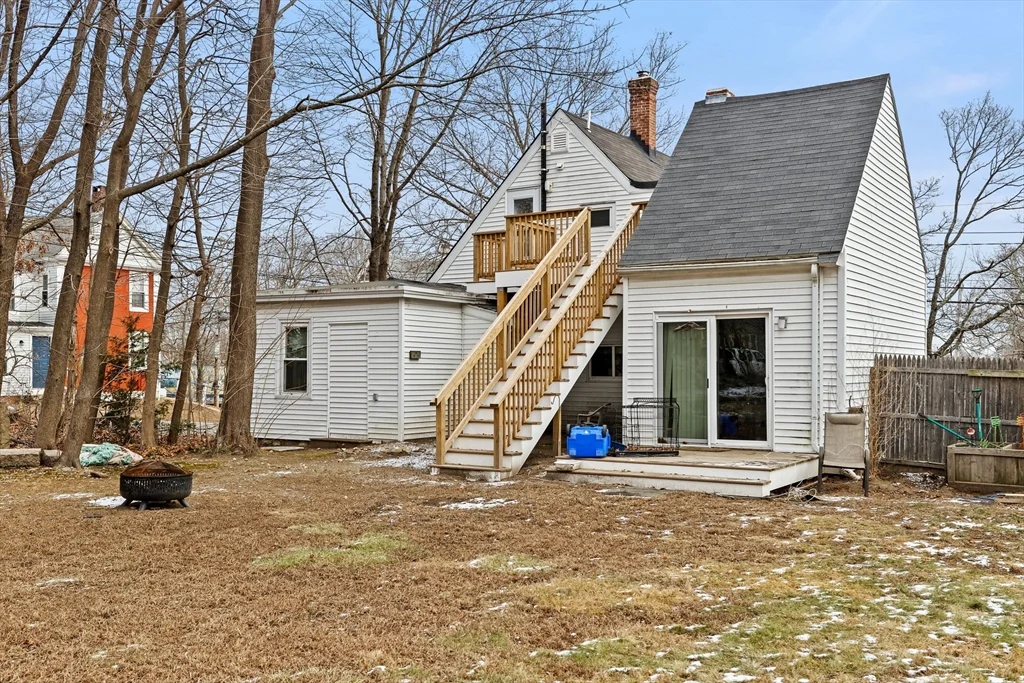 2 bed, 1 bath apartment for rent at 122 Union St Unit A, Rockland — photo 25 of 29