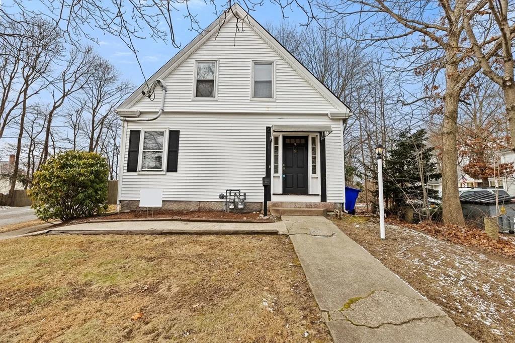 2 bed, 1 bath apartment for rent at 122 Union St Unit A, Rockland — photo 28 of 29