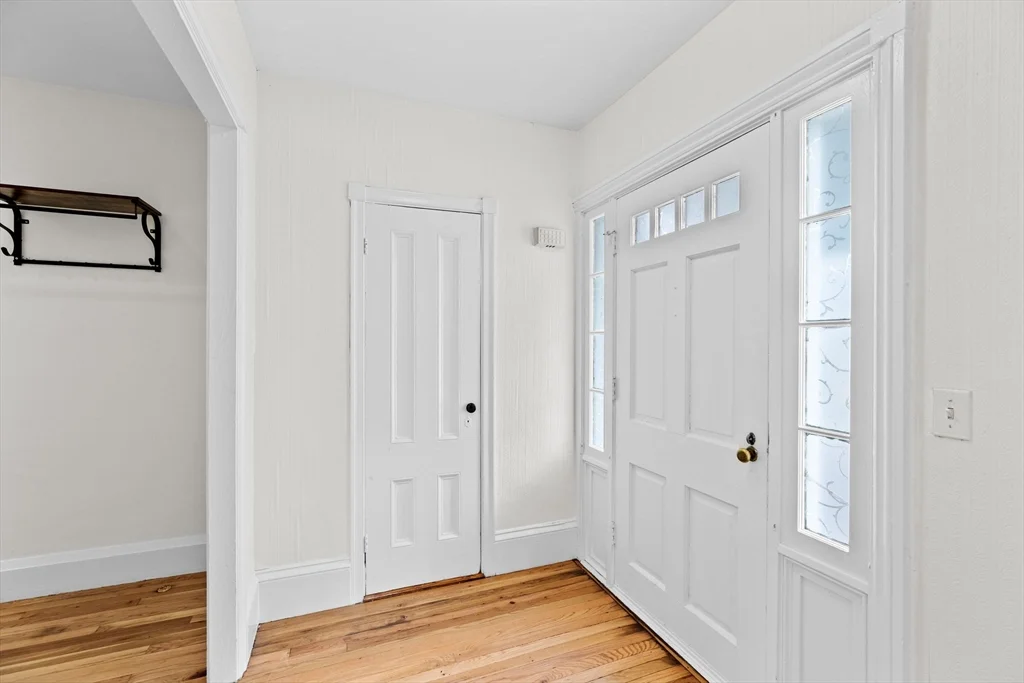 2 bed, 1 bath apartment for rent at 122 Union St Unit A, Rockland — photo 10 of 29