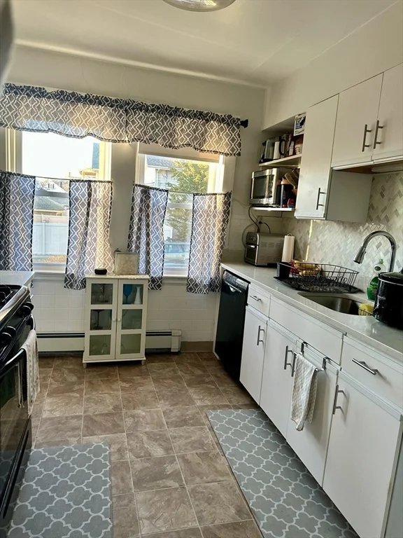 2 bed, 1 bath apartment for rent at 122 Warren St Unit 1, West Medford — photo 8 of 18