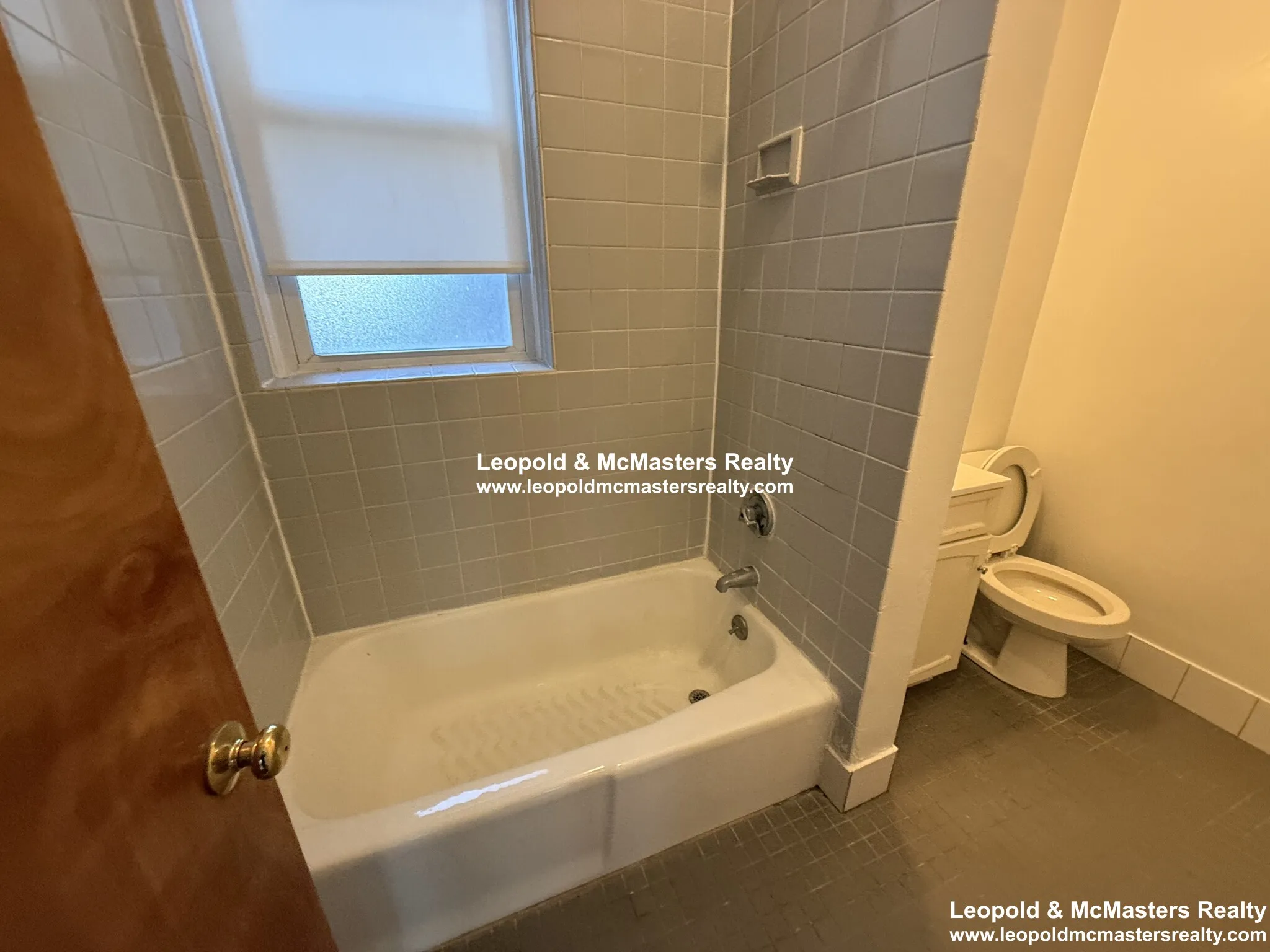 2 bed, 1 bath apartment for rent at 122 Warren St Unit 6, Brighton — photo 8 of 9
