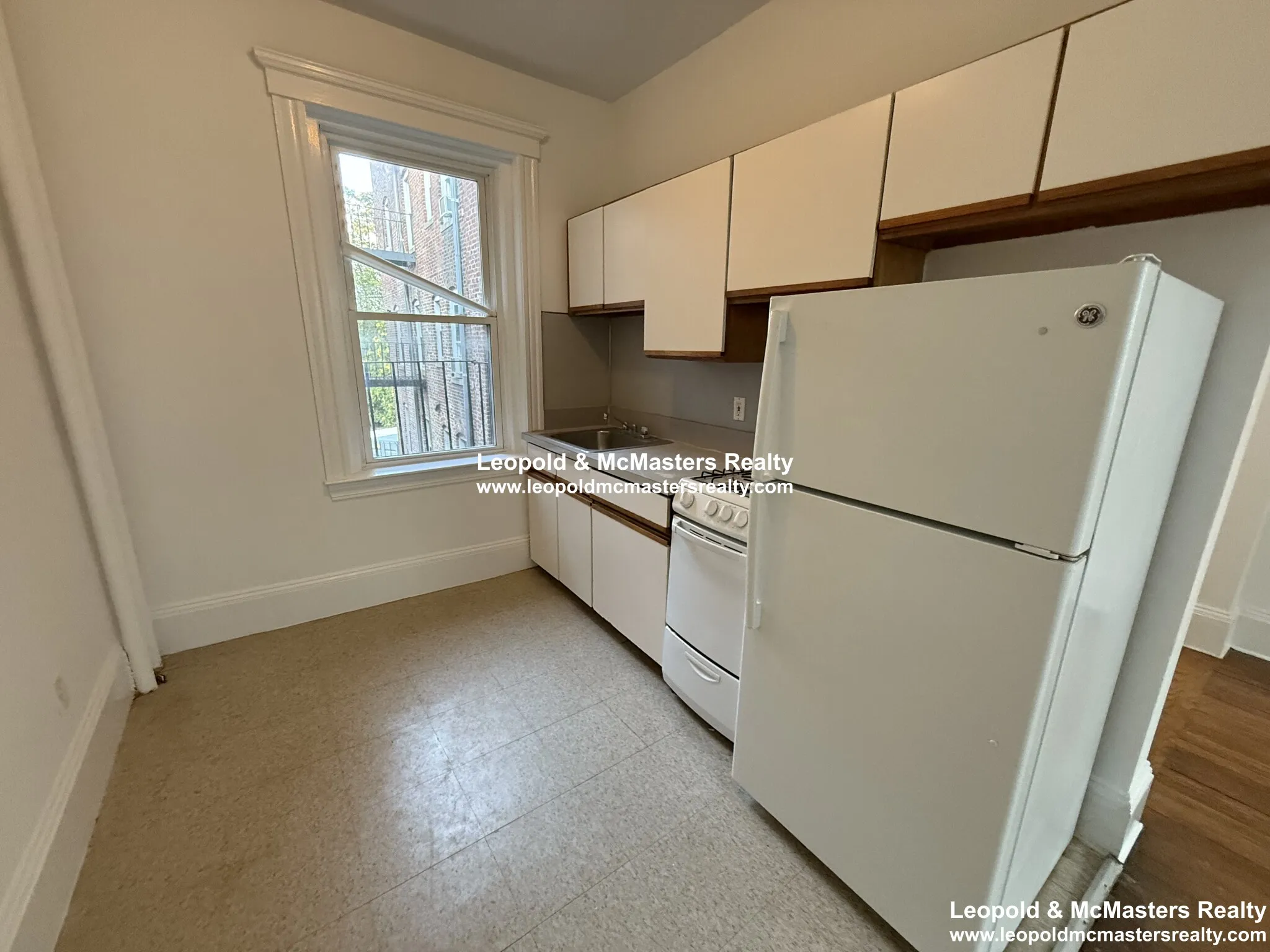 2 bed, 1 bath apartment for rent at 122 Warren St Unit 6, Brighton — photo 3 of 9