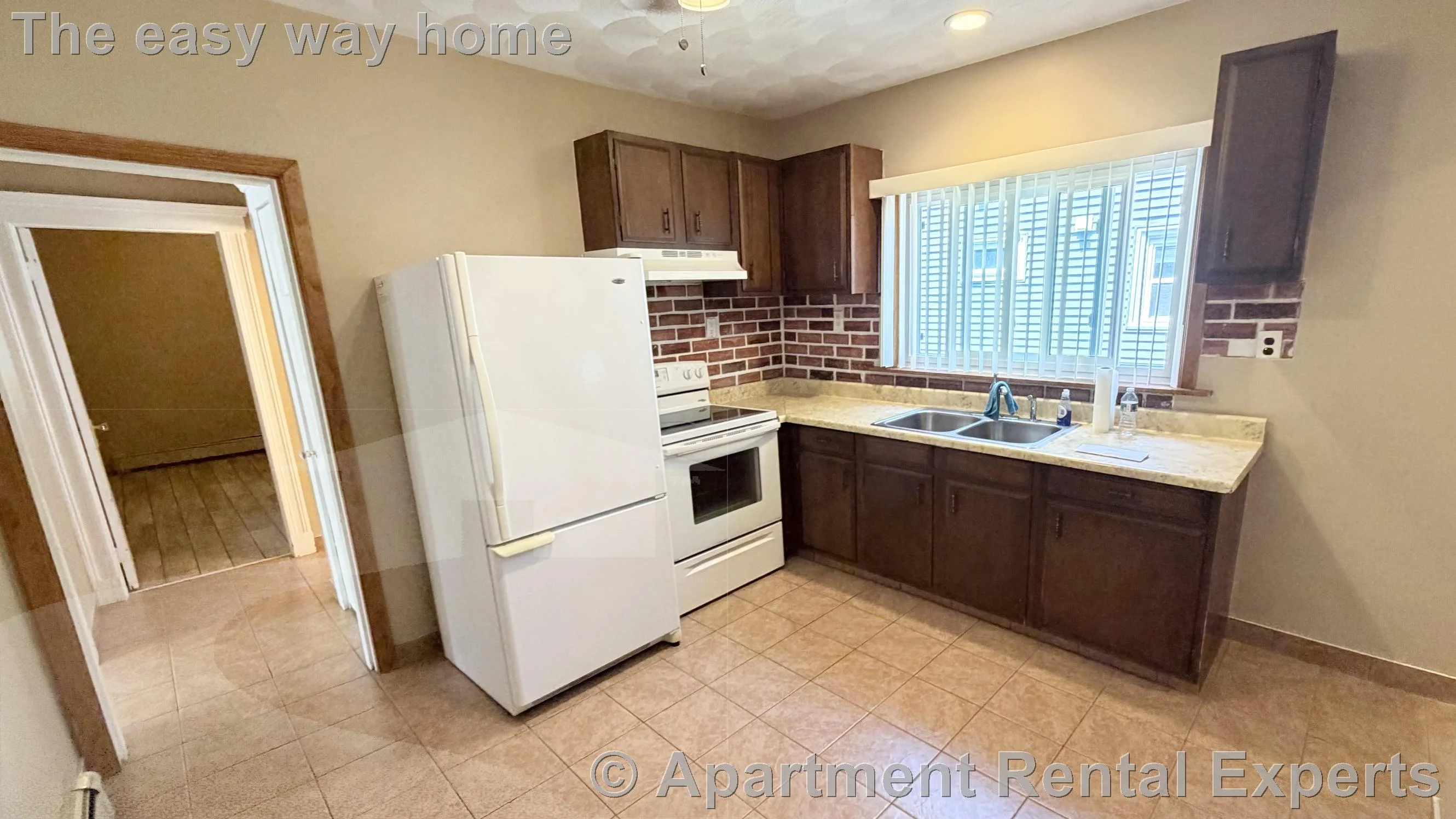 1 bed, 1 bath apartment for rent at 122 Willis Ave, Tufts — photo 1 of 13