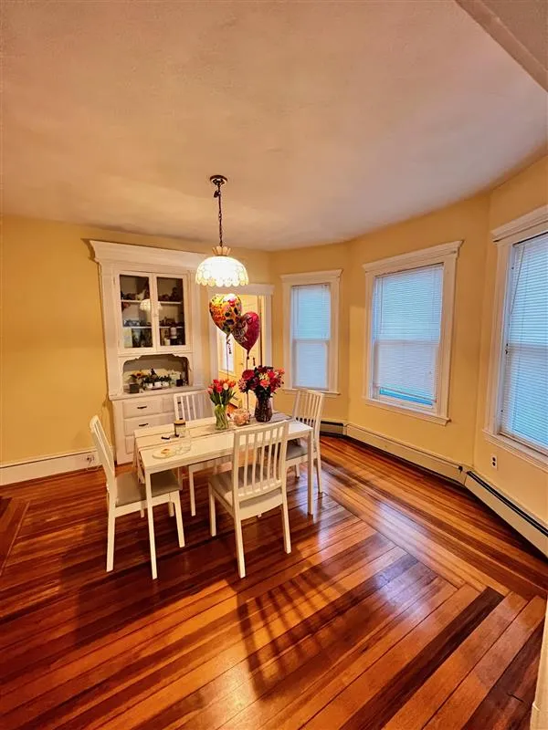 2 bed, 1 bath apartment for rent at 122 Willis Ave Unit 1, South Medford — photo 10 of 21