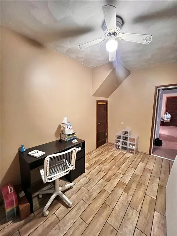 1 bed, 1 bath apartment for rent at 122 Willis Ave Unit 2, South Medford — photo 15 of 21