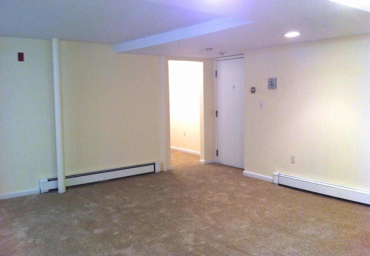 Studio bed, 1 bath apartment for rent at 1223 Beacon St Unit 114, Brookline — photo 3 of 8