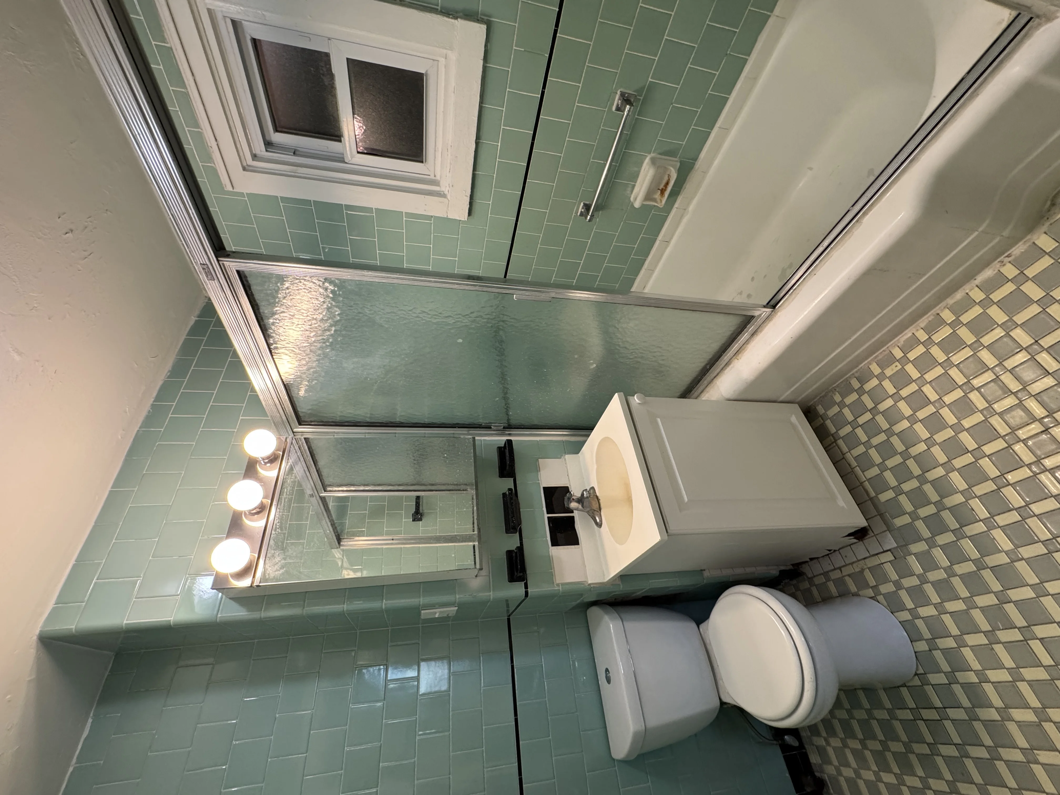 1 bed, 1 bath apartment for rent at 1223 Beacon St Unit 207, Coolidge Corner