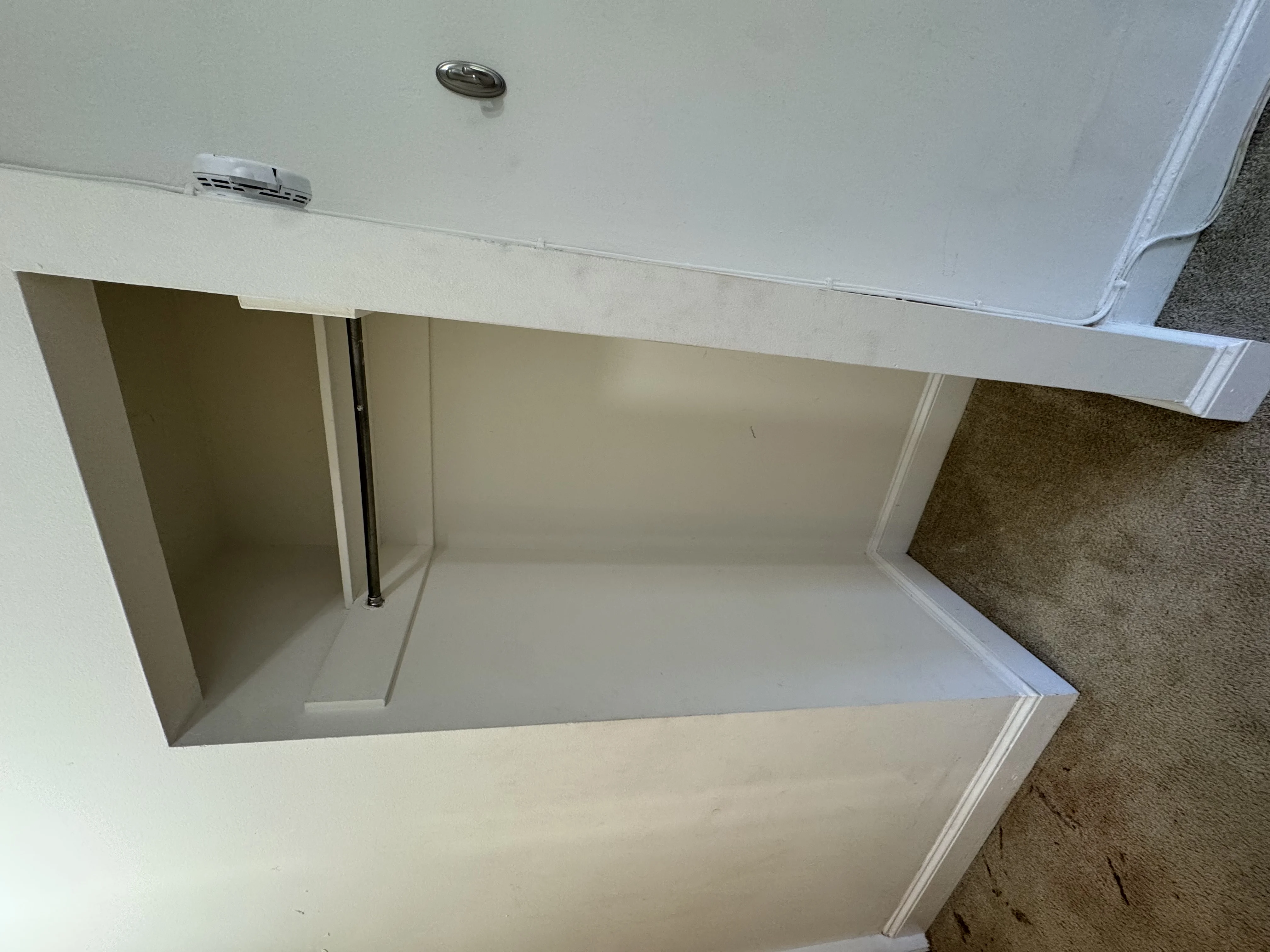 Studio bed, 1 bath apartment for rent at 1223 Beacon St Unit 406, Coolidge Corner — photo 3 of 4
