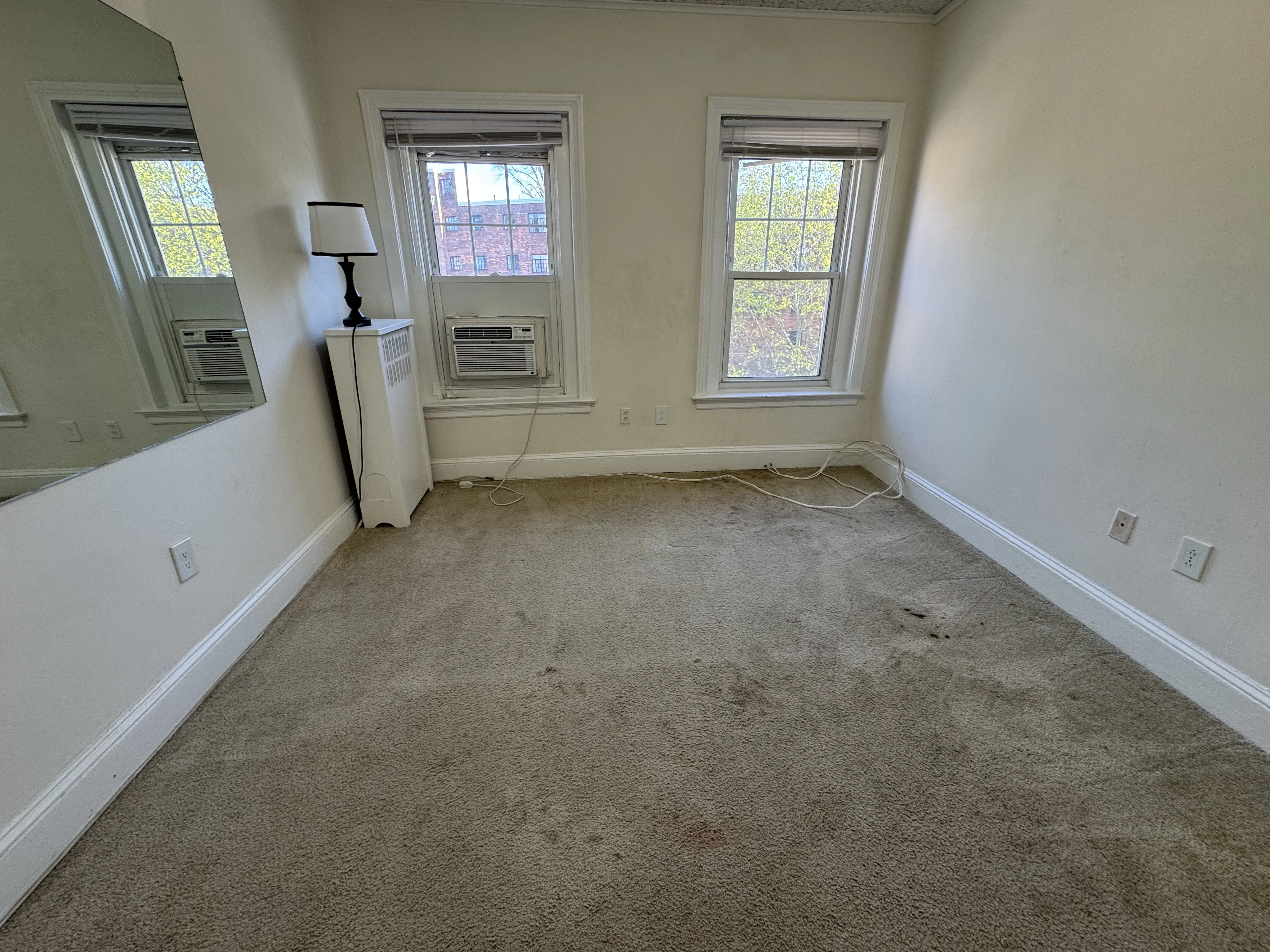 Studio bed, 1 bath apartment for rent at 1223 Beacon St Unit 406, Coolidge Corner