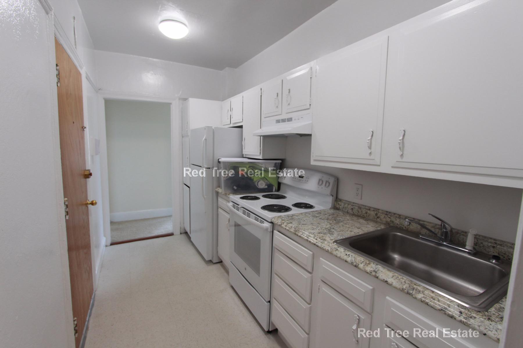 2 bed, 1 bath apartment for rent at 1223 Beacon St Unit 409, Brookline — photo 2 of 21