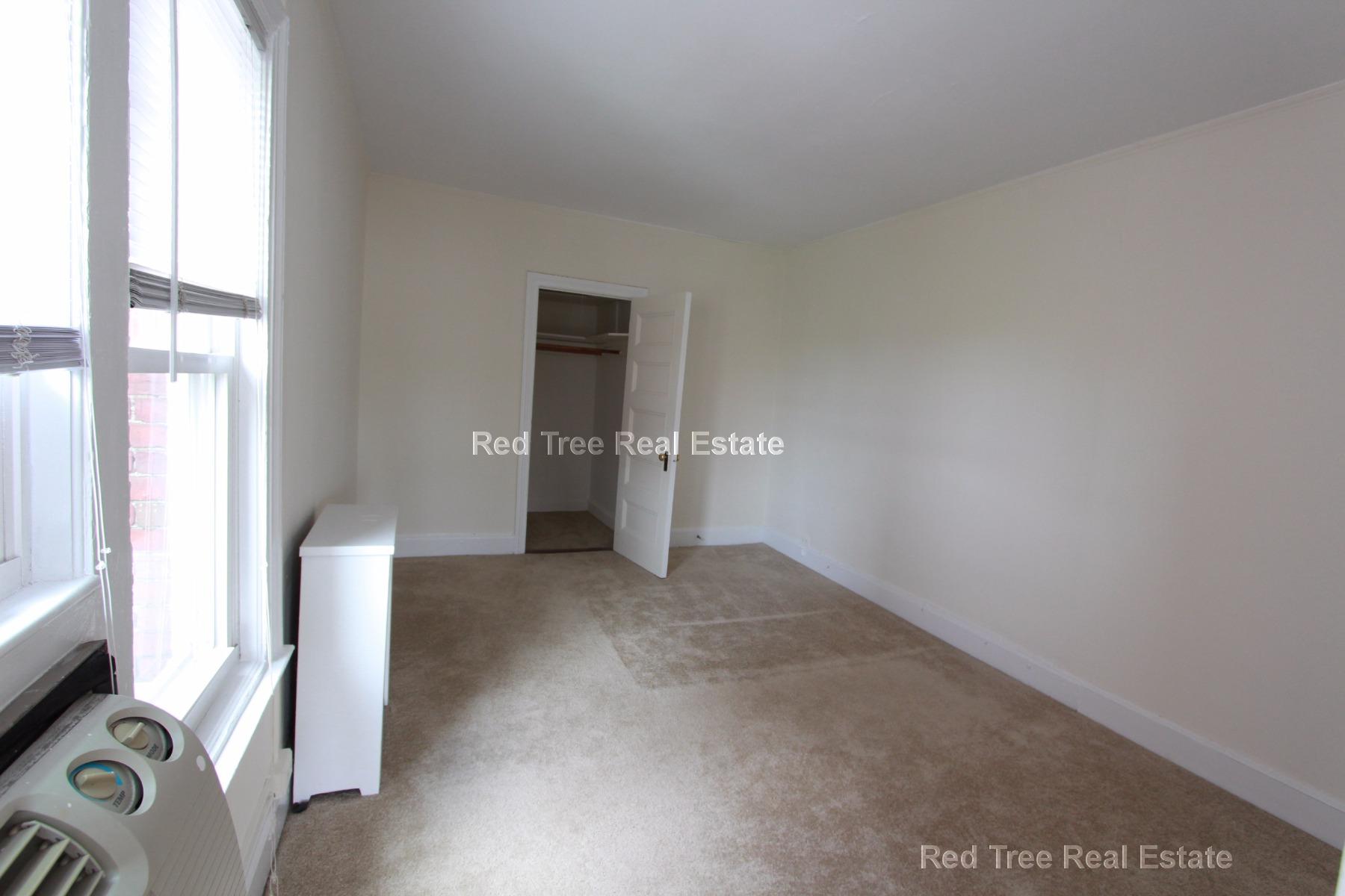 2 bed, 1 bath apartment for rent at 1223 Beacon St Unit 409, Brookline — photo 3 of 21