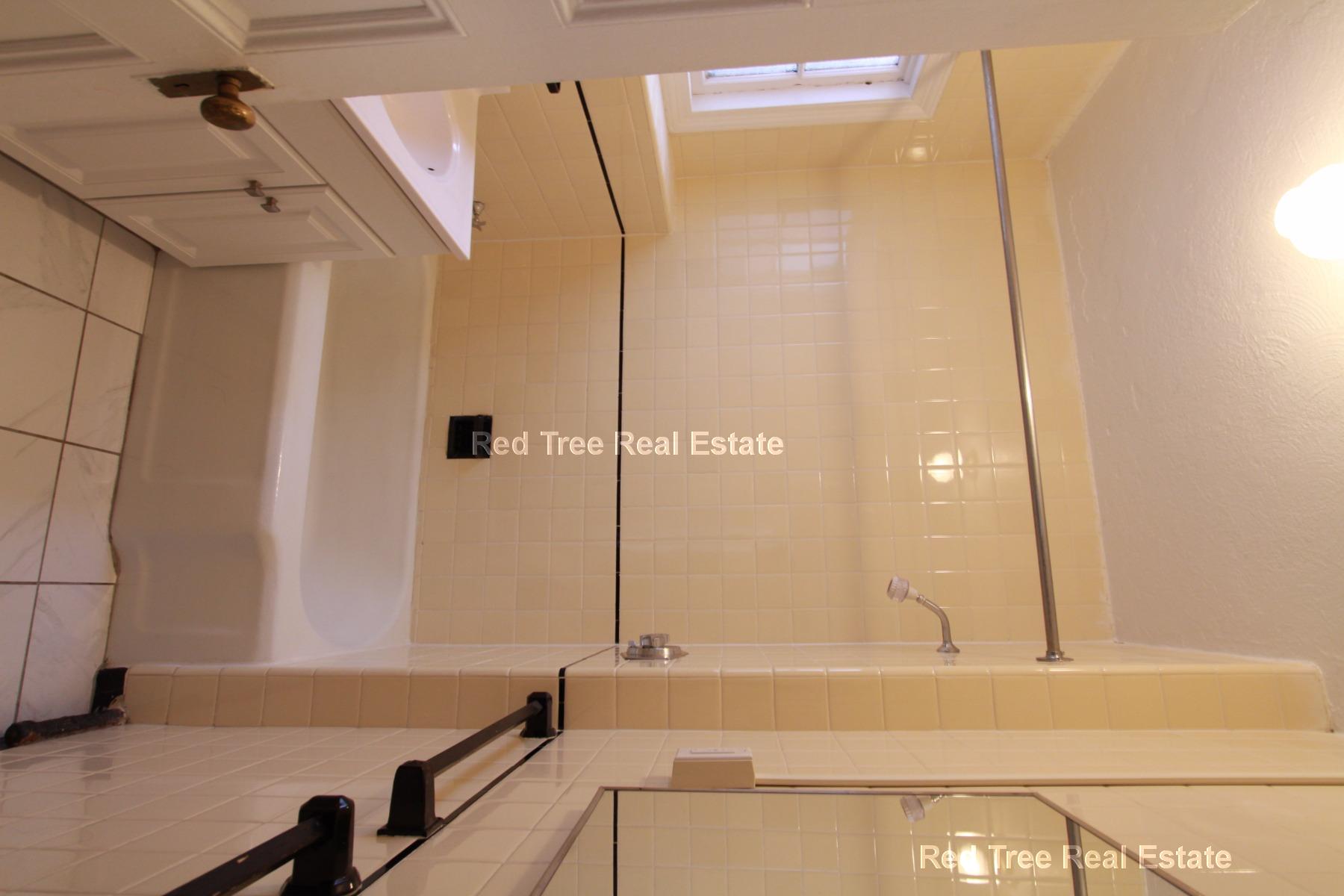 2 bed, 1 bath apartment for rent at 1223 Beacon St Unit 409, Brookline — photo 11 of 21