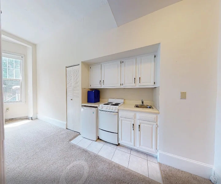 Studio bed, 1 bath apartment for rent at 1223 Beacon St Unit 412, Brookline — photo 9 of 9