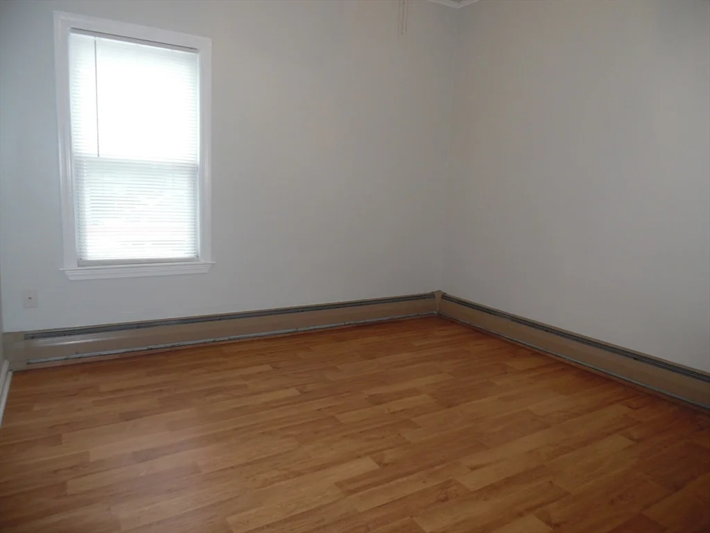 2 bed, 1 bath apartment for rent at 1226 North Main St Unit 1, Fall River — photo 5 of 10