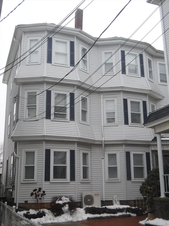 2 bed, 1 bath apartment for rent at 1226 North Main St Unit 1, Fall River — photo 10 of 10