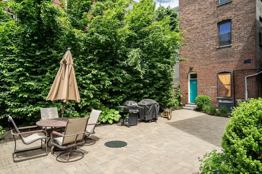 3 bed, 1 bath apartment for rent at 1228 Cambridge St Unit 2, Wellington-Harrington — photo 13 of 15