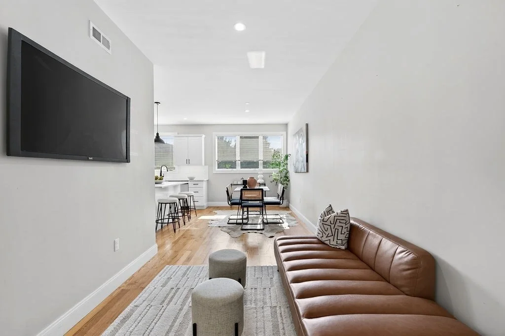 3 bed, 2 bath apartment for rent at 123-125 Centre St Unit 4, Dorchester — photo 6 of 34