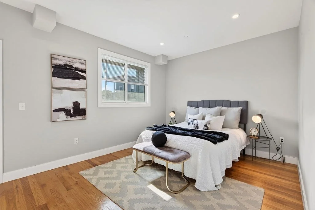 3 bed, 2 bath apartment for rent at 123-125 Centre St Unit 4, Dorchester — photo 24 of 34