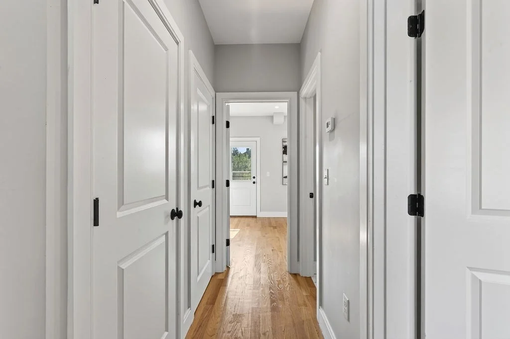 3 bed, 2 bath apartment for rent at 123-125 Centre St Unit 4, Dorchester — photo 29 of 34